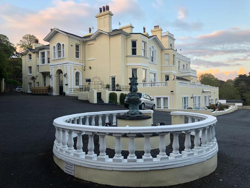 5 Spa Court, Boutique Holiday Apartment In Torquay Exterior photo